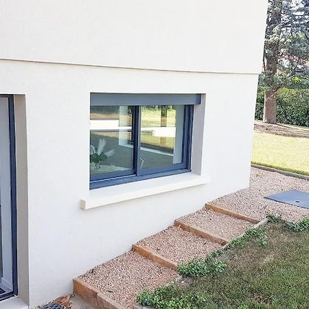 Le Petit Castel, Portes De Lyon Chazay-d'Azergues 外观 照片